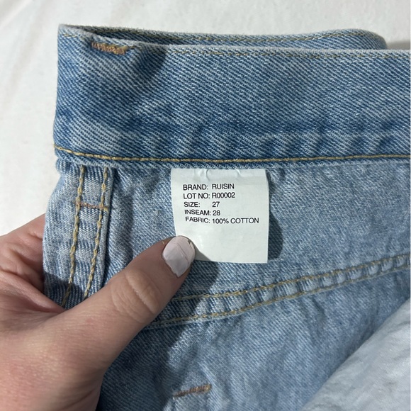 Jeans - Picture 2 of 3